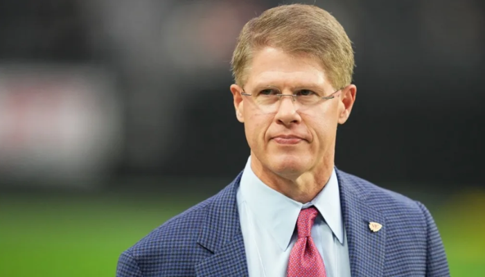 clark hunt net worth